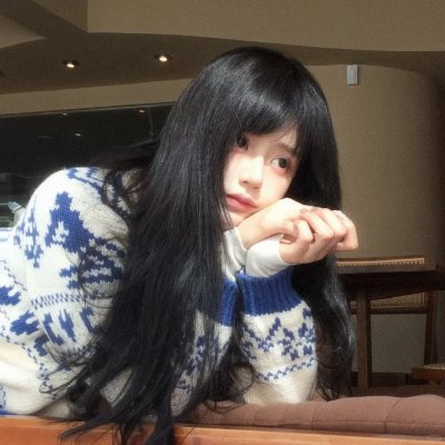 月亮中的亚马逊女人